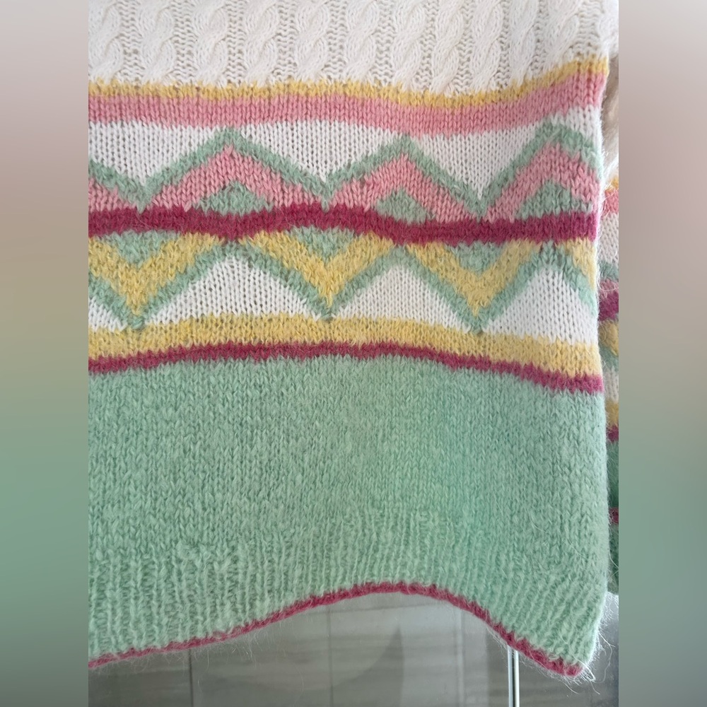 Vintage Cable-Knit cowl neck Sweater with Pastel Pattern size L/XL - Picture 3 of 4